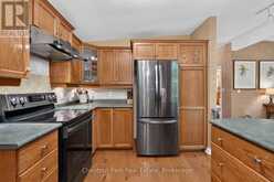 240 KNISTER ROAD | Gravenhurst Ontario | Slide Image Thirteen