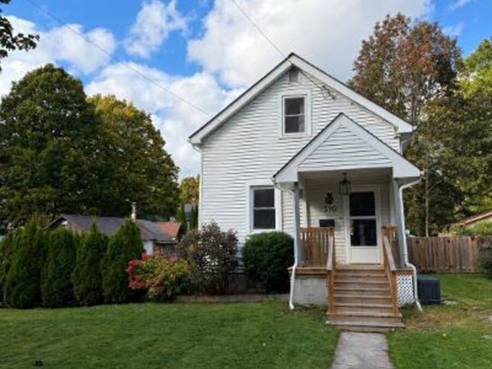 590 7TH STREET E, Owen Sound, Ontario N4K 1J6