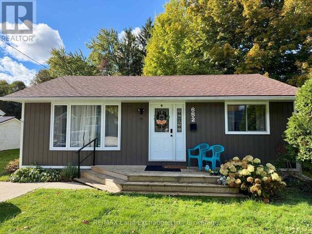 652 LOUIS STREET Port Elgin Ontario, N0H 2C4 - 2 Bedrooms Home For Sale