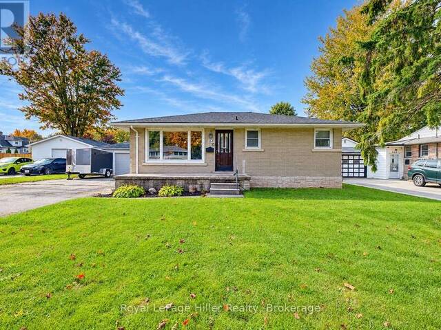 164 STRACHAN STREET Stratford Ontario, N5A 2B3 - 2 Bedrooms Home For Sale