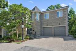 11 - 25 MANOR PARK CRESCENT | Guelph Ontario | Slide Image Two