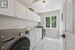 11 - 25 MANOR PARK CRESCENT | Guelph Ontario | Slide Image Thirty