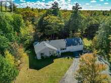 10 OAKRIDGE ROAD | McDougall Ontario | Slide Image Two