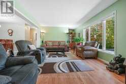 10 OAKRIDGE ROAD | McDougall Ontario | Slide Image Nine