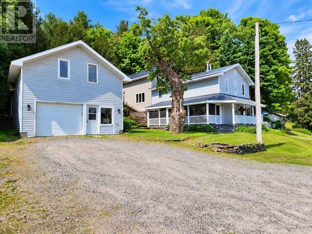 206 ON-141 HIGHWAY Huntsville Ontario, P0B 1M0 - 3 Bedrooms Home For Sale