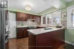 61 FAIRLAWN ROAD | Kitchener Ontario | Slide Image Nine