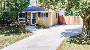 672 PALMATEER DRIVE | Kincardine Ontario | Slide Image One