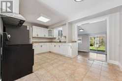 22 CARTER DRIVE | Guelph Ontario | Slide Image Eleven