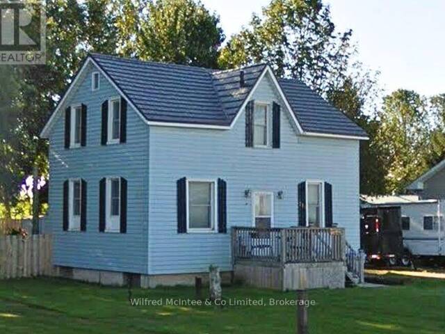 131 CLYDE STREET Huron East Ontario, N0G 1G0 - 3 Bedrooms Home For Sale