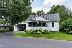 570 PINEDALE ROAD | Gravenhurst Ontario | Slide Image One