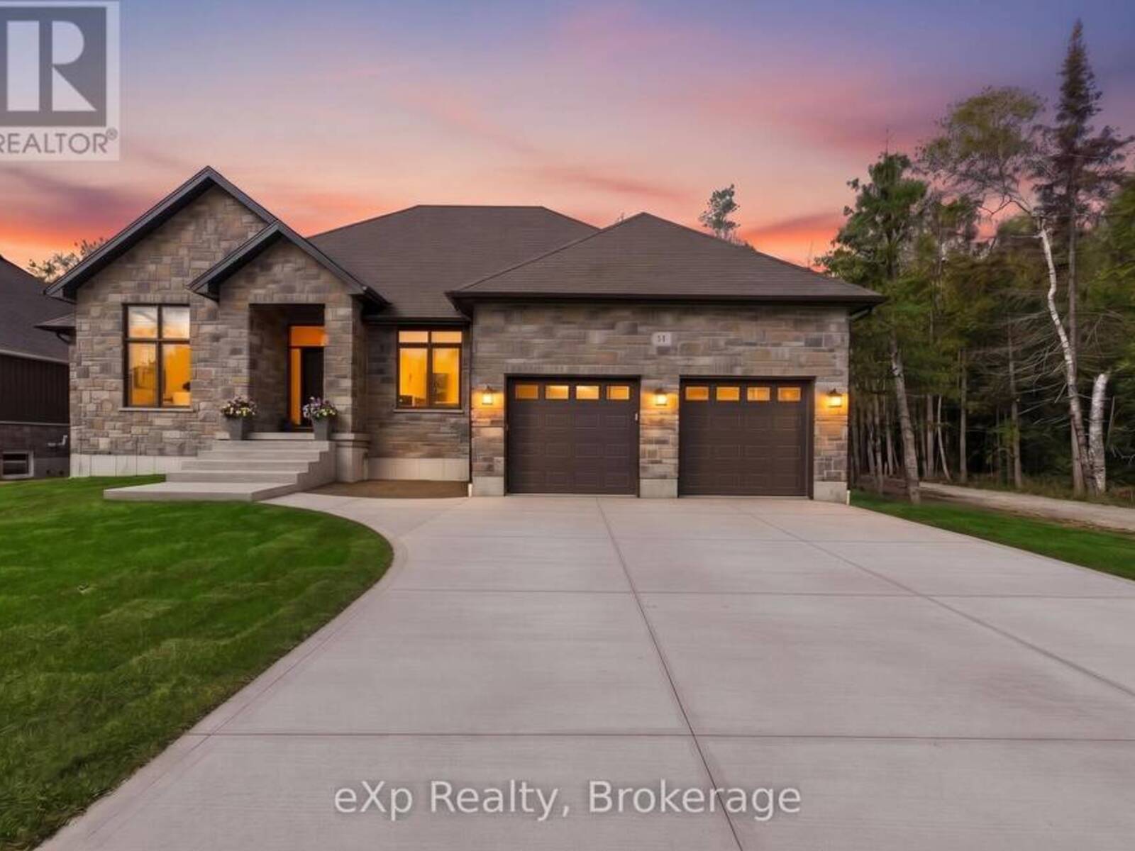 137 ACTON DRIVE, Port Elgin, Ontario N0H 2C2