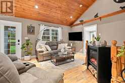 1276 LIMBERLOST ROAD | Huntsville Ontario | Slide Image Eighteen