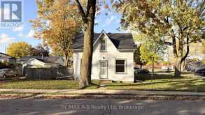 92 EAST GORE STREET | Stratford Ontario | Slide Image Two