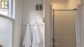 92 EAST GORE STREET | Stratford Ontario | Slide Image Sixteen