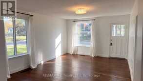 92 EAST GORE STREET | Stratford Ontario | Slide Image Six