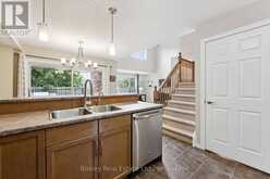 8 WALKER WAY | Guelph Ontario | Slide Image Fourteen