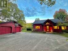 21 BUCKINGHAM BOULEVARD | Collingwood Ontario | Slide Image Two