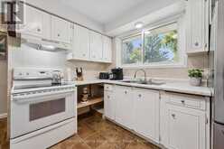 51 LONSDALE DRIVE | Guelph Ontario | Slide Image Thirteen