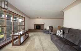 12 MCCULLOCH STREET | Stratford Ontario | Slide Image Twelve