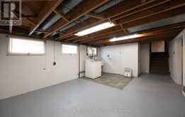 12 MCCULLOCH STREET | Stratford Ontario | Slide Image Thirty-four