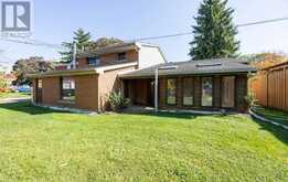 12 MCCULLOCH STREET | Stratford Ontario | Slide Image Thirty-six