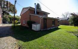 12 MCCULLOCH STREET | Stratford Ontario | Slide Image Forty