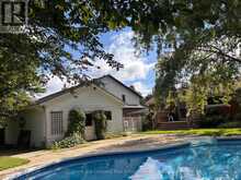 28 HESSON STREET | Stratford Ontario | Slide Image Thirty-one