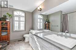 13 GILPIN CRESCENT | Collingwood Ontario | Slide Image Fifteen