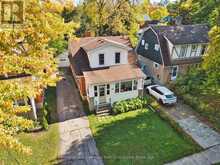 21 MERCER STREET | Stratford Ontario | Slide Image Forty-three