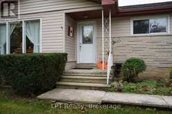 463 FRANK STREET | Georgian Bluffs Ontario | Slide Image Three