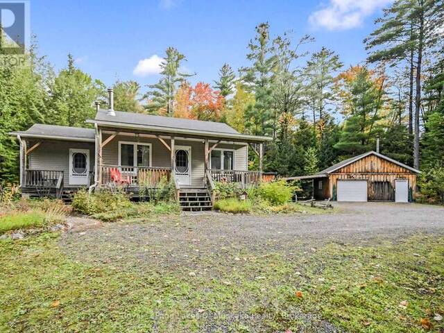 2726 OLD MUSKOKA ROAD Huntsville Ontario, P0B 1M0 - 2 Bedrooms Home For Sale