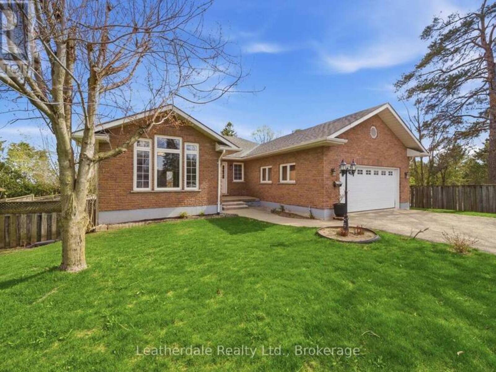 3 ROSEMARY ROAD, Orillia, Ontario L3V 3P6