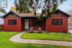543 MUSKOKA RD 3 ROAD N | Huntsville Ontario | Slide Image Two