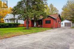 543 MUSKOKA RD 3 ROAD N | Huntsville Ontario | Slide Image Forty