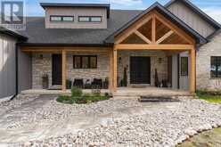 93 MOONSTONE ROAD E | Oro-Medonte Ontario | Slide Image Two