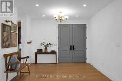 93 MOONSTONE ROAD E | Oro-Medonte Ontario | Slide Image Four
