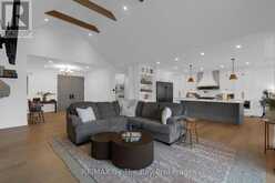 93 MOONSTONE ROAD E | Oro-Medonte Ontario | Slide Image Nine