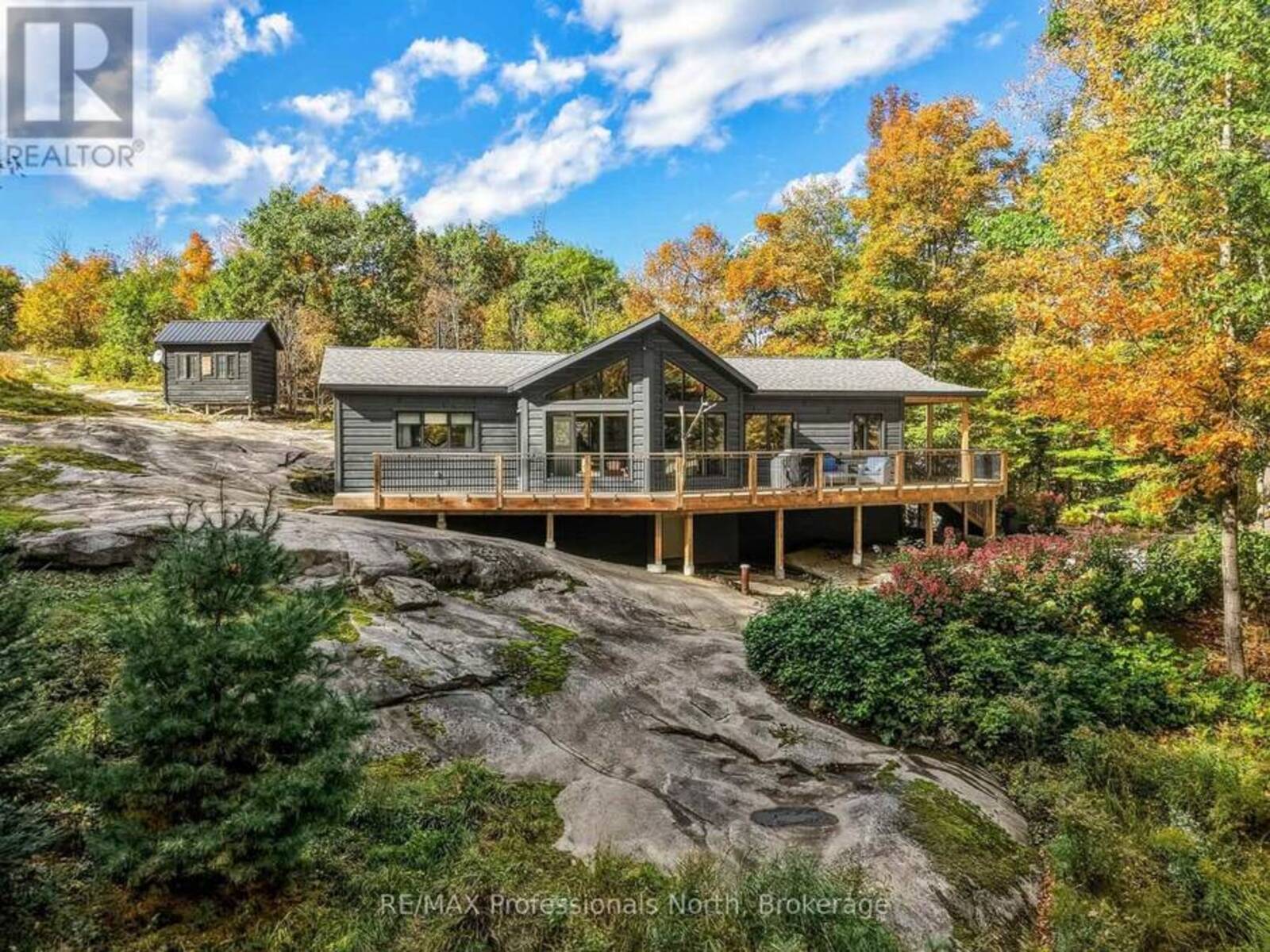 1266 NORTH SHORE ROAD, Utterson, Ontario P0B 1M0