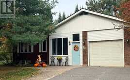 22 WESTVALE DRIVE | Bracebridge Ontario | Slide Image Two