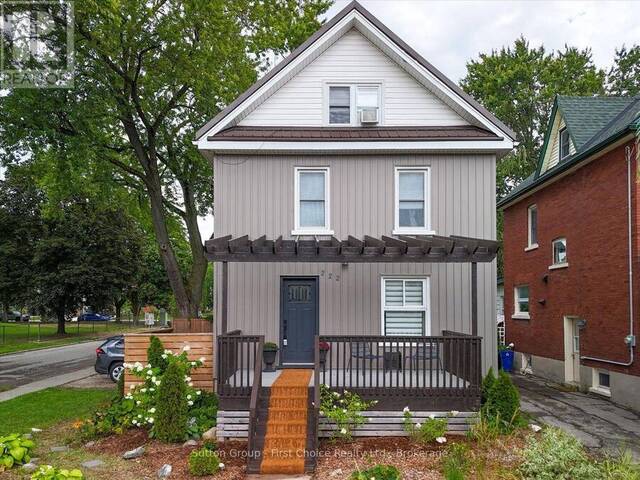 222 BRUNSWICK STREET Stratford Ontario, N5A 3M4 - 4 Bedrooms Home For Sale