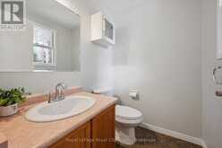 41 GRANDRIDGE CRESCENT | Guelph Ontario | Slide Image Ten