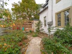 39 ARTHUR STREET N Guelph Ontario, N1E 4T7