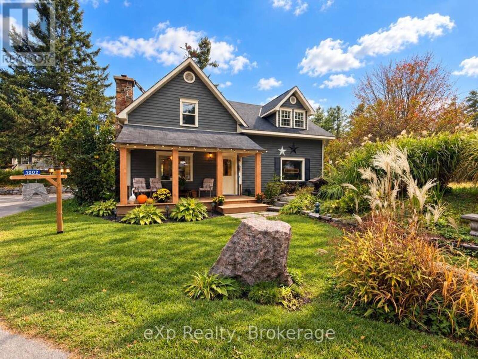 1002 SILVER LAKE ROAD, Gravenhurst, Ontario P1P 0G3