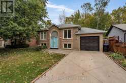 5 BRILLINGER DRIVE | Wasaga Beach Ontario | Slide Image Two