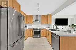 63 ARCHER AVENUE | Collingwood Ontario | Slide Image Seventeen