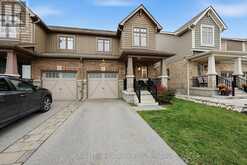 63 ARCHER AVENUE | Collingwood Ontario | Slide Image Three