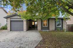 27 ASPEN VALLEY CRESCENT | Guelph Ontario | Slide Image One