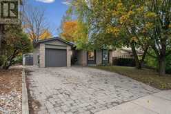 27 ASPEN VALLEY CRESCENT | Guelph Ontario | Slide Image Two