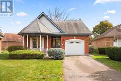 4 ASHCROFT COURT | Guelph Ontario | Slide Image Two