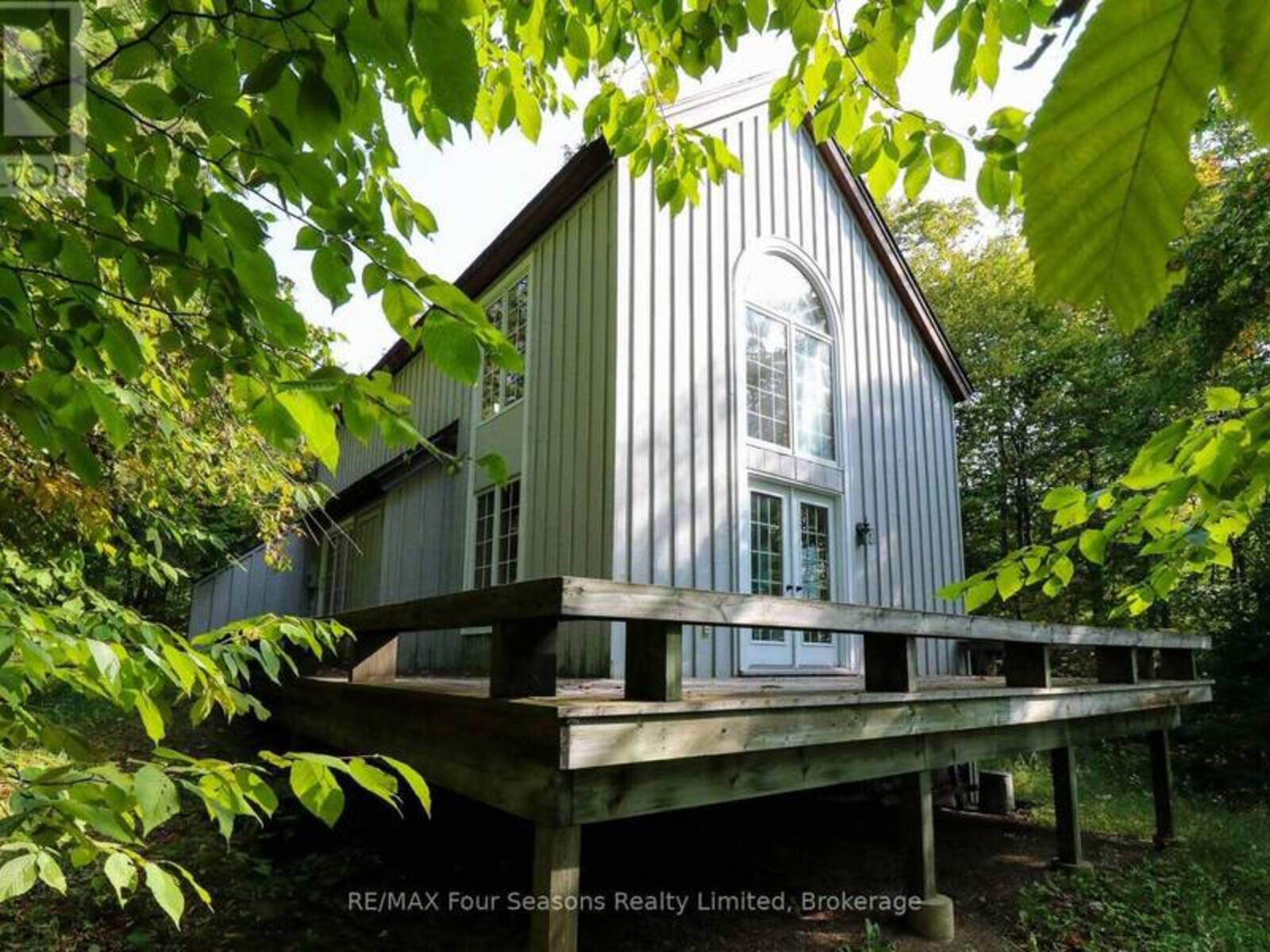 6 CERBERUS TRAIL, Clearview, Ontario L0M 1L0